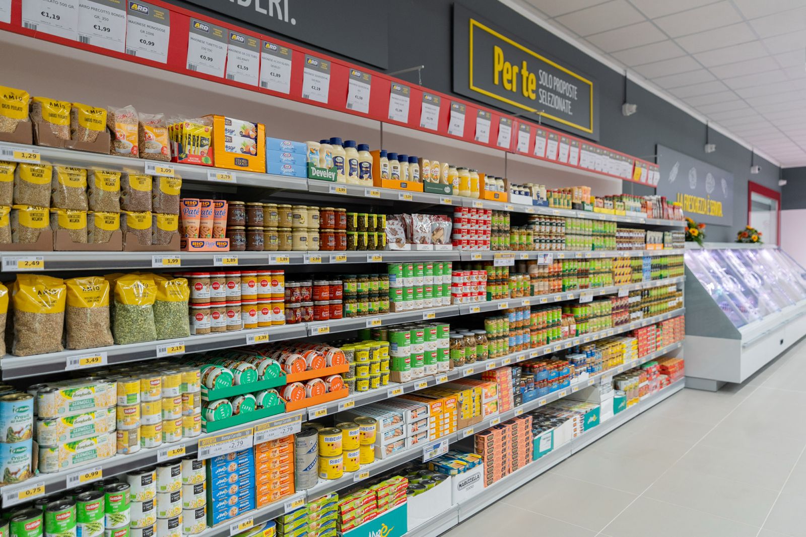 ARD Discount inaugura un nuovo punto vendita a Caltanissetta0
